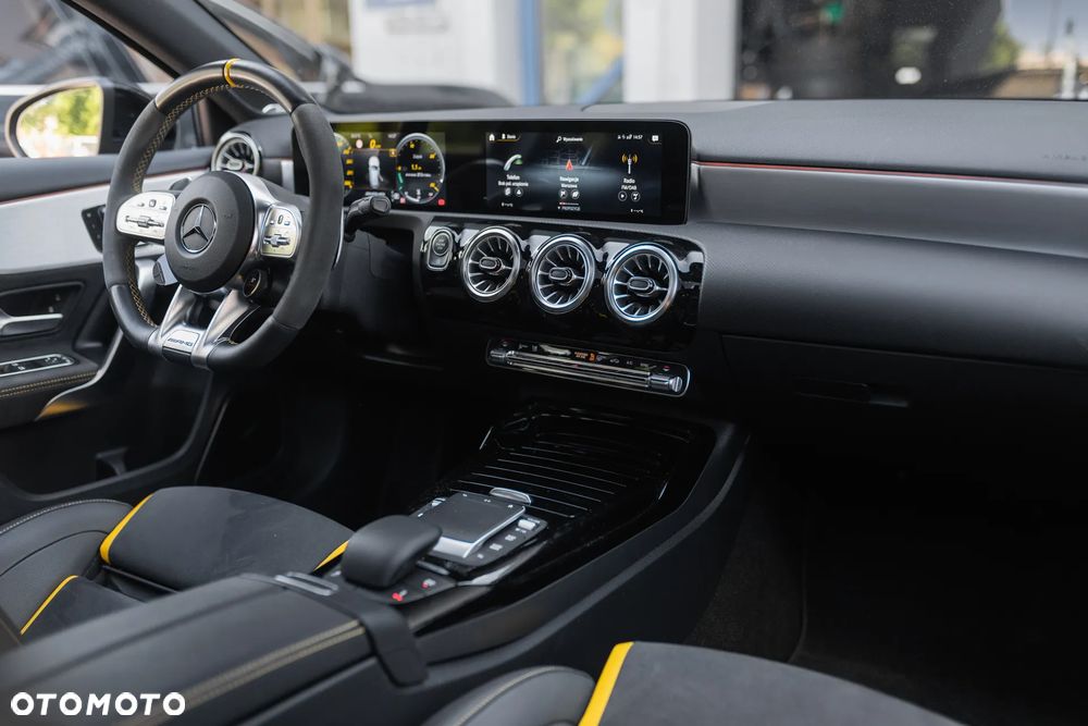 Mercedes-Benz Klasa A 45 S AMG 4-Matic 8G-DCT - 18