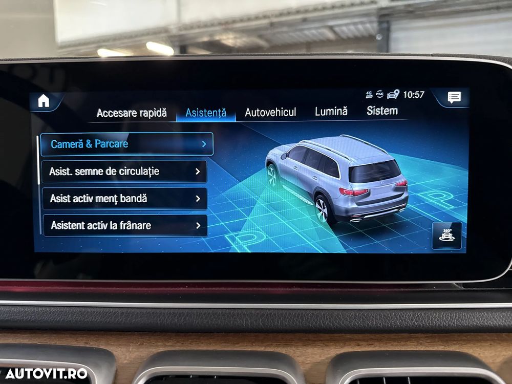 Mercedes-Benz GLS - 23
