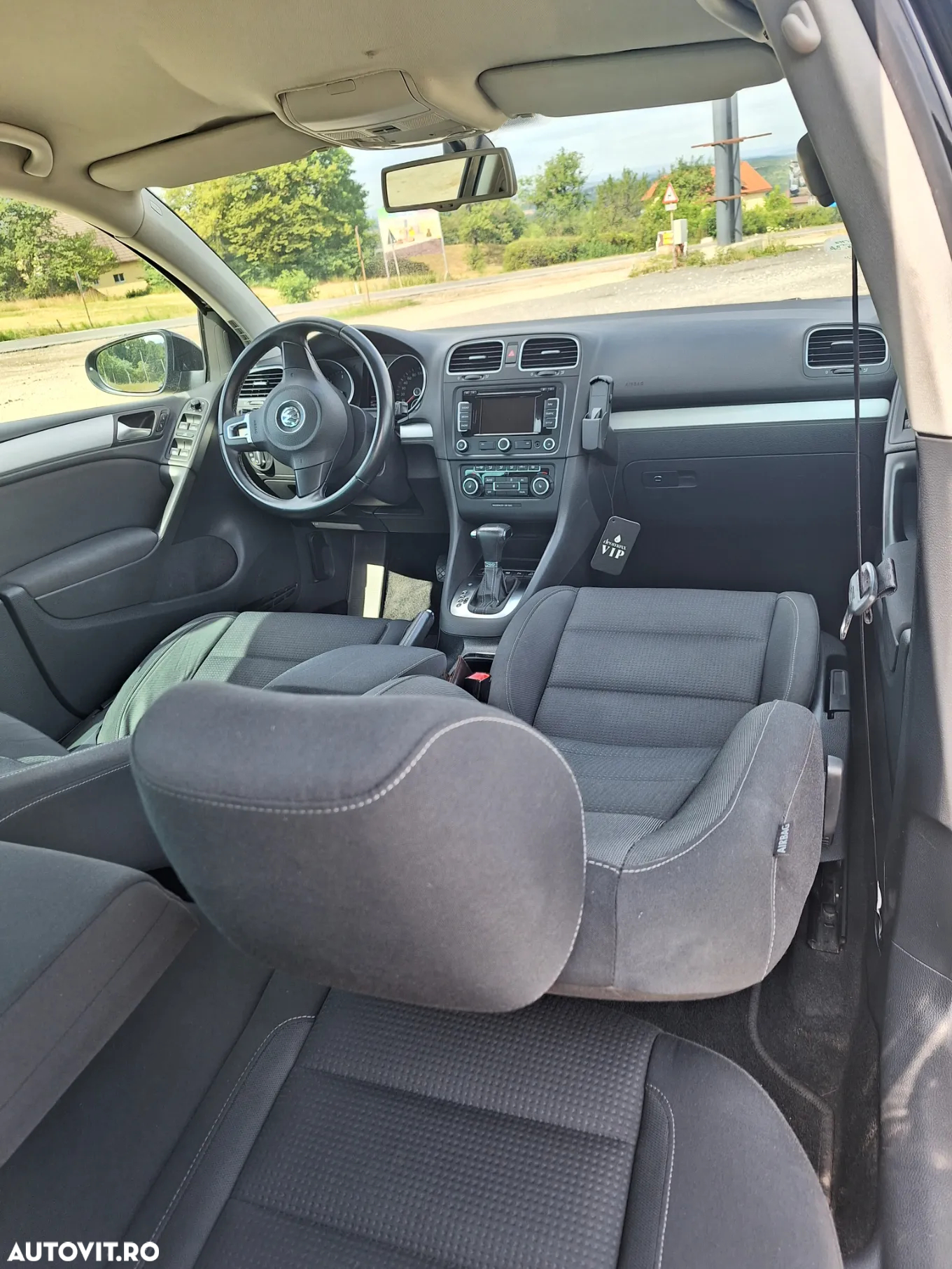 Volkswagen Golf 2.0 TDI Comfortline DSG - 9