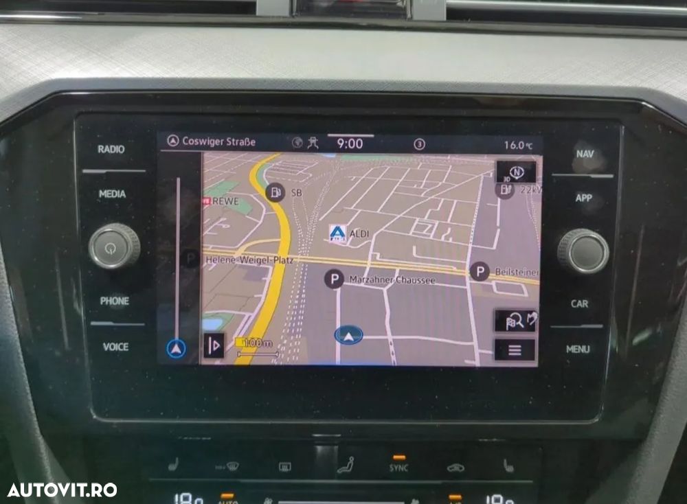 Volkswagen Passat Variant 2.0 TDI DSG Business - 9