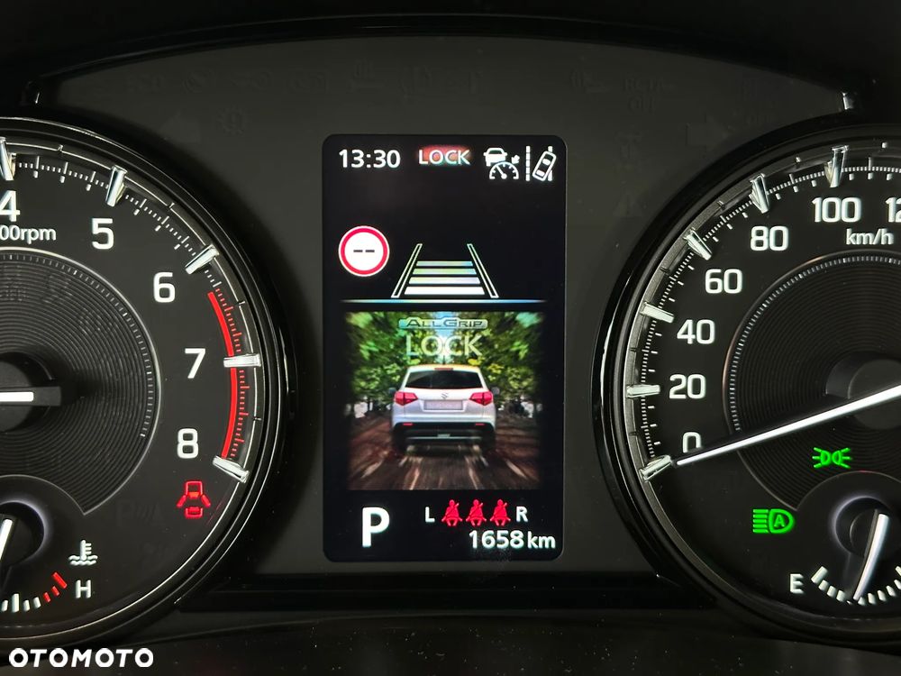 Suzuki Vitara 1.5 DualJet Hybrid Premium Plus 4WD AGS - 40