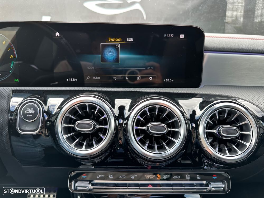 Mercedes-Benz CLA 250 e 8G-DCT AMG Line Advanced Plus - 19