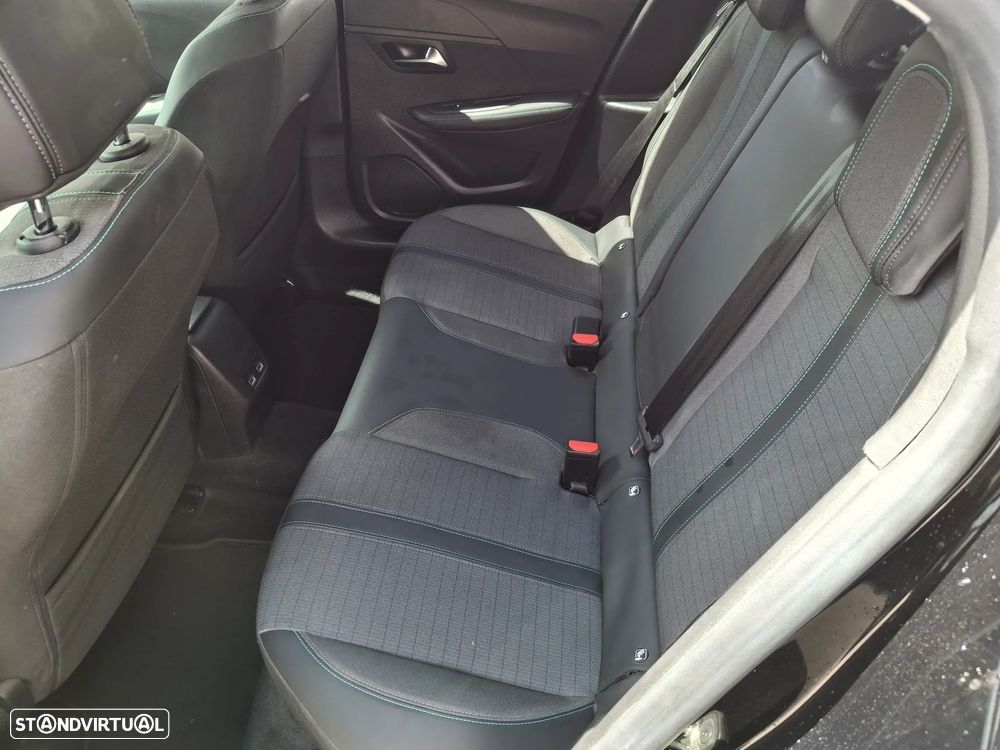 Peugeot 208 1.2 PureTech Allure Pack - 12