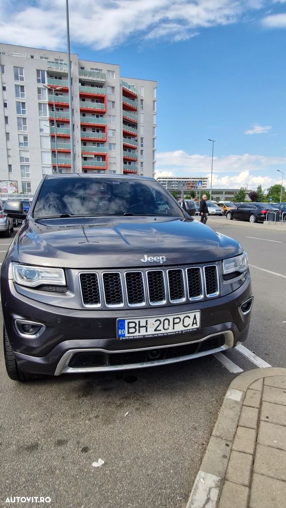 Jeep Grand Cherokee - 1