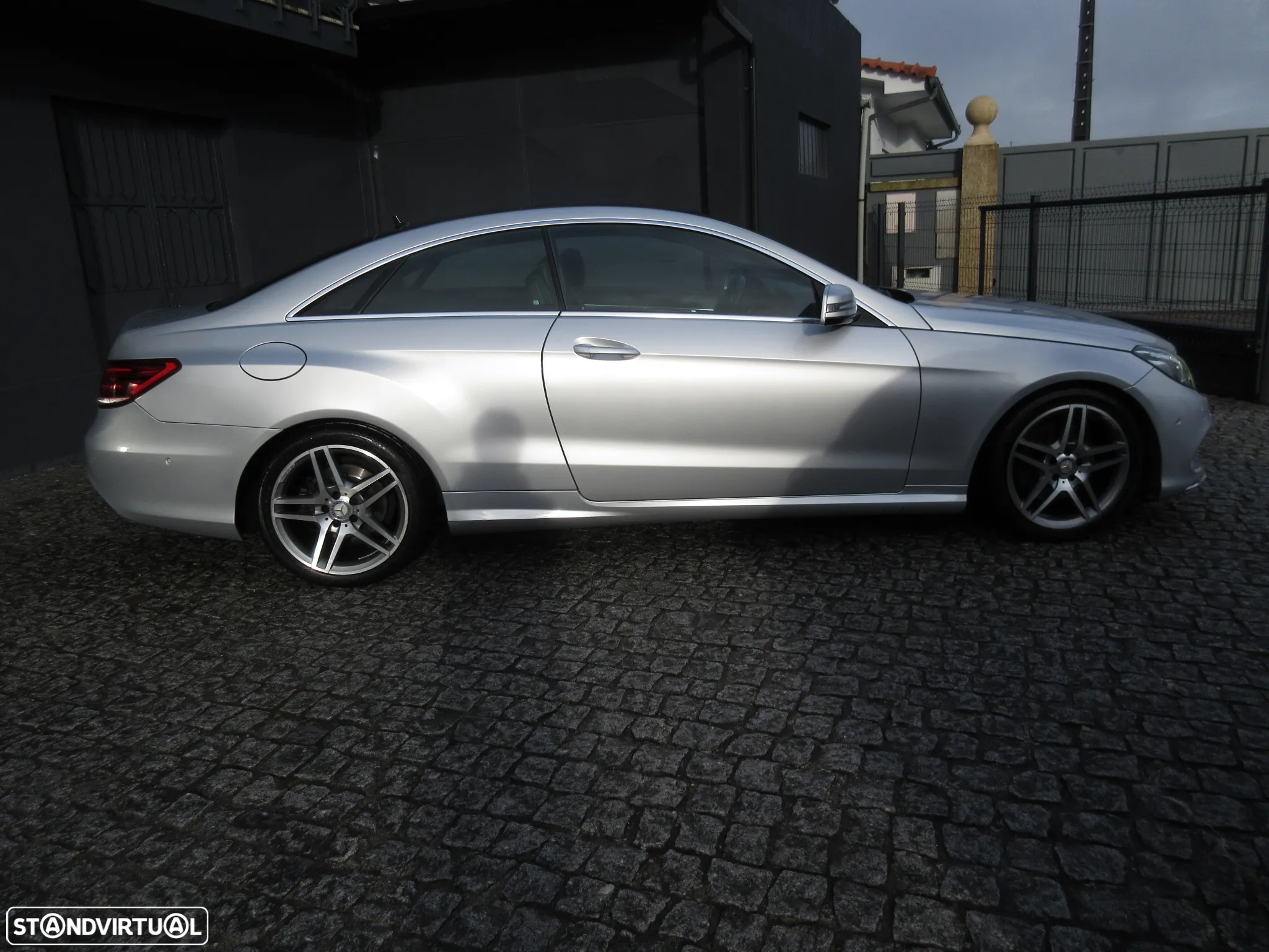 Mercedes-Benz E 250 CDi Avantgarde BlueEfficiency Auto. - 12