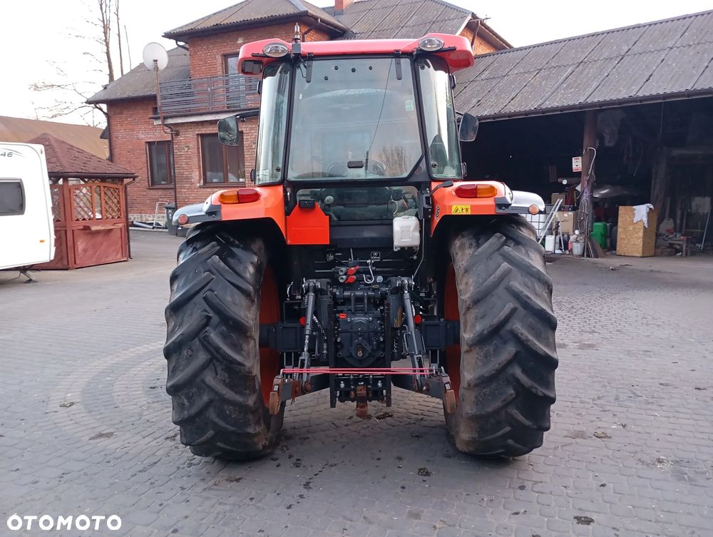 Kubota M9540 - 2