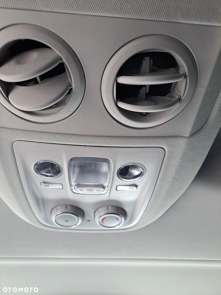 Opel Zafira 2.0 Diesel XL Business - 8