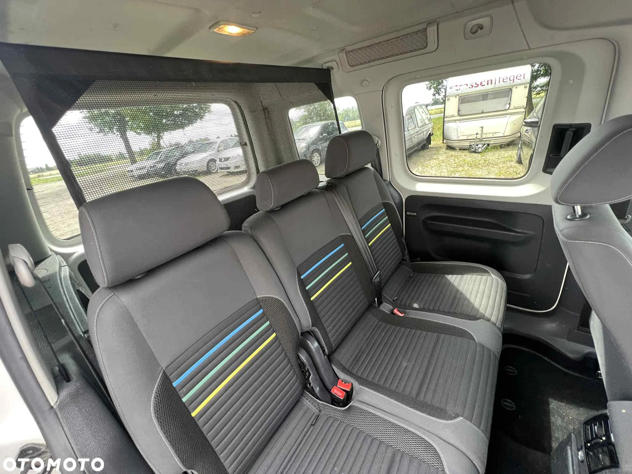 Volkswagen Caddy - 12
