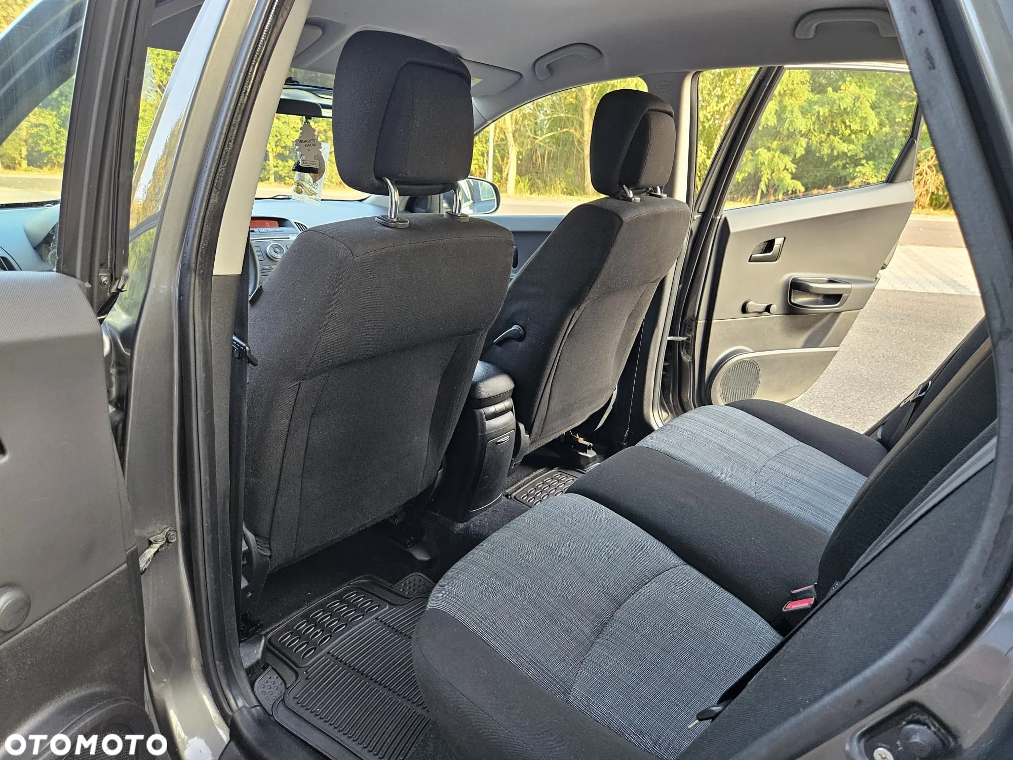 Kia Ceed 1.4 CVVT SW Dream-Team Edition - 25