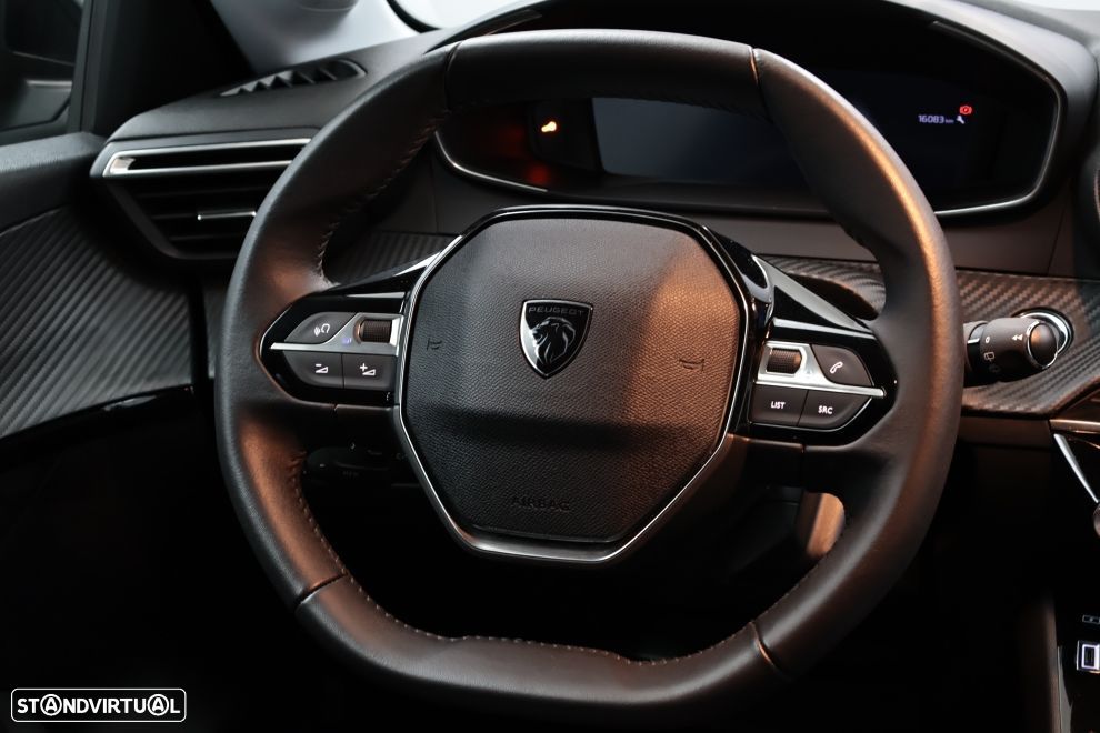 Peugeot 208 1.2 PureTech Allure - 16