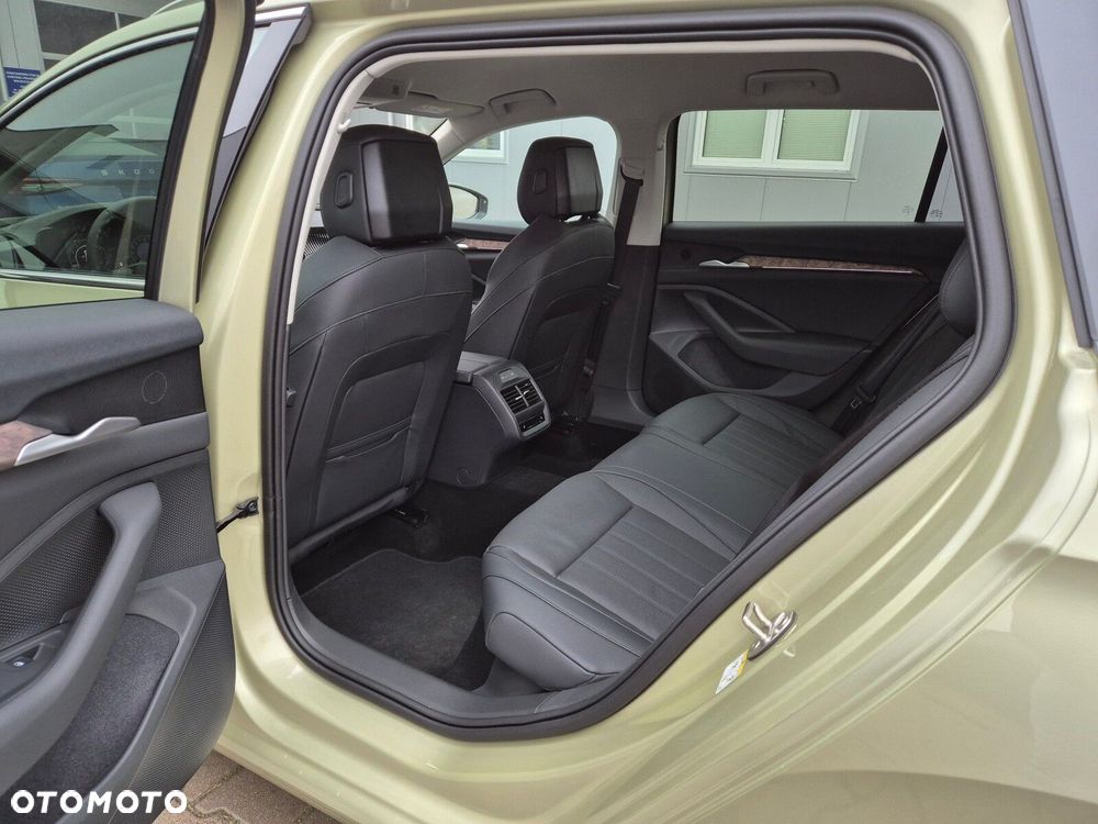 Skoda Superb 2.0 TDI SCR 4x4 L&K DSG - 14