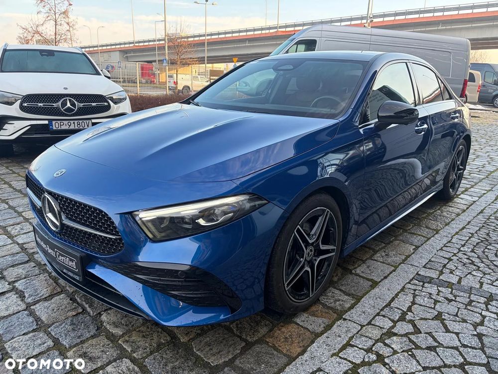 Mercedes-Benz Klasa A 200 d AMG Line 8G-DCT - 3