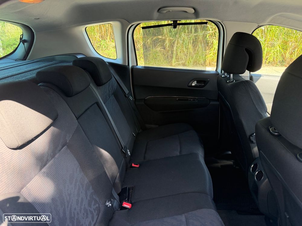Peugeot 3008 1.6 HDi Sport - 10