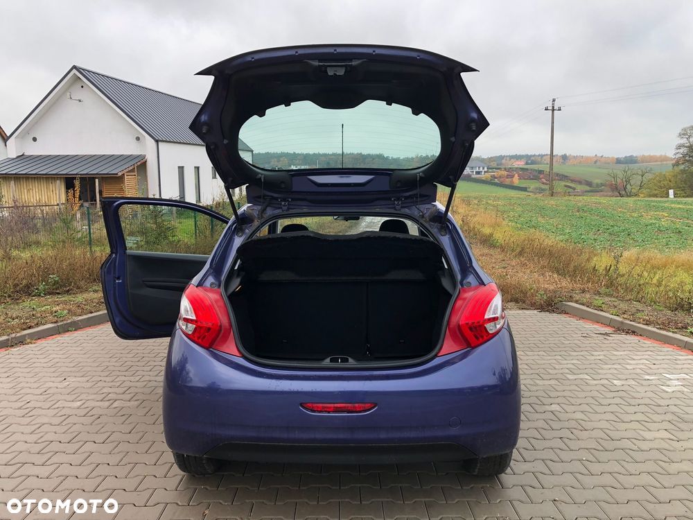 Peugeot 208 PureTech 82 Start & Stop Style - 10