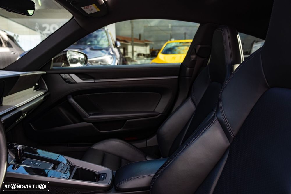 Porsche 911 (992) Carrera S PDK - 12
