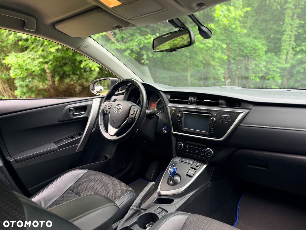 Toyota Auris Hybrid 135 Premium - 20