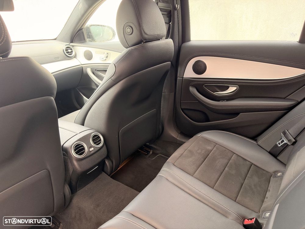 Mercedes-Benz E 220 d AMG Line 7L - 8