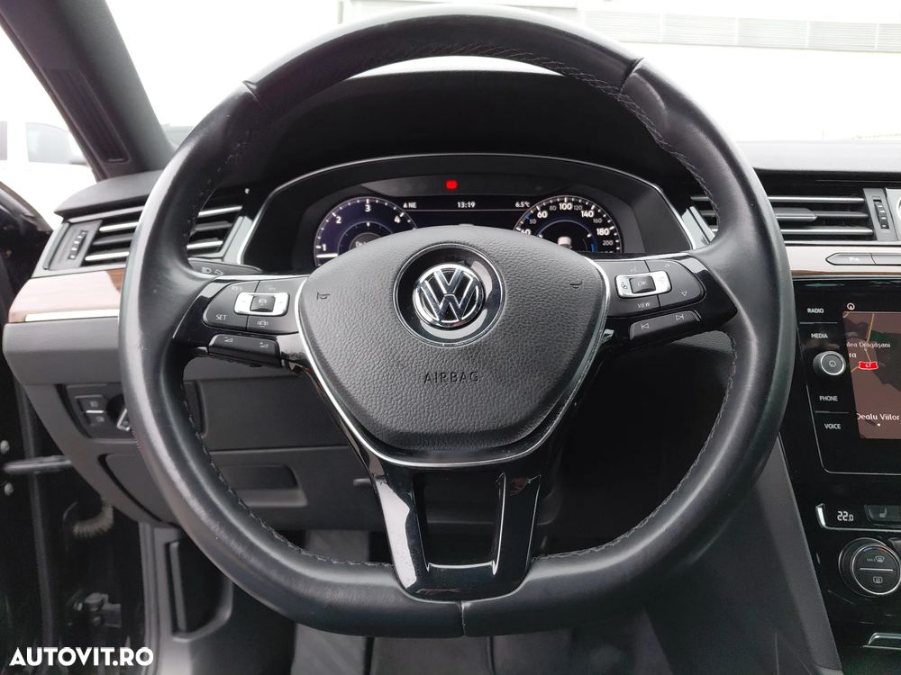 Volkswagen Passat 2.0 TDI SCR DSG Highline - 19
