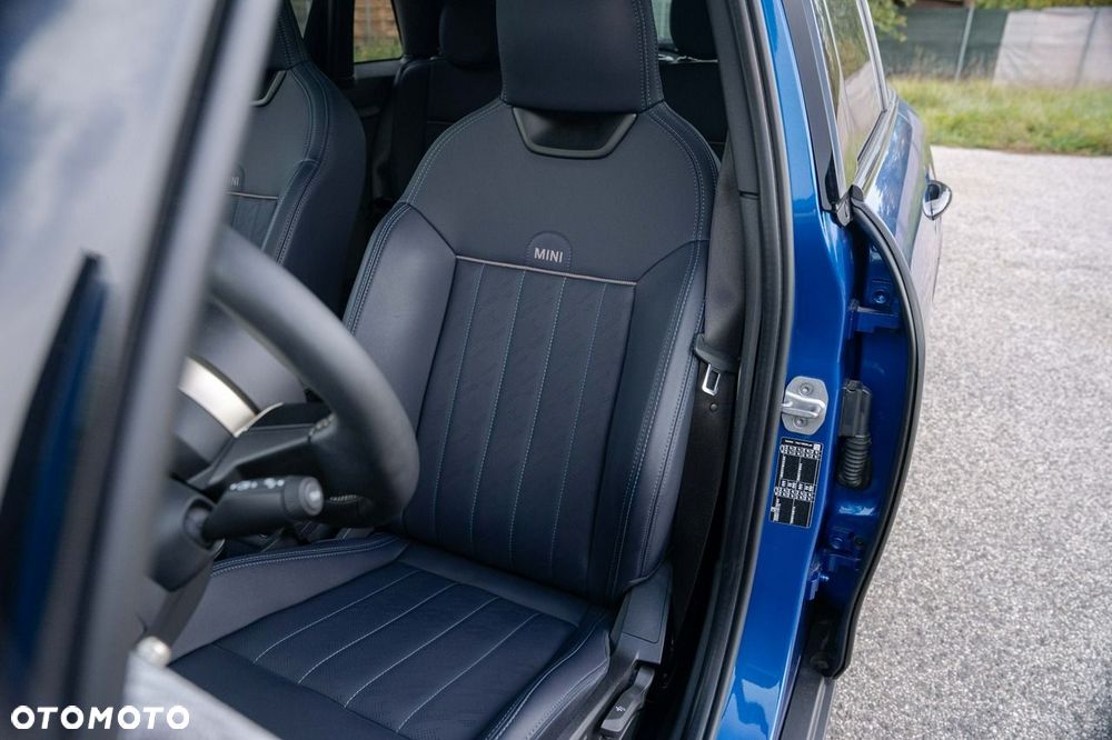 MINI Cooper S Favoured Trim - 26