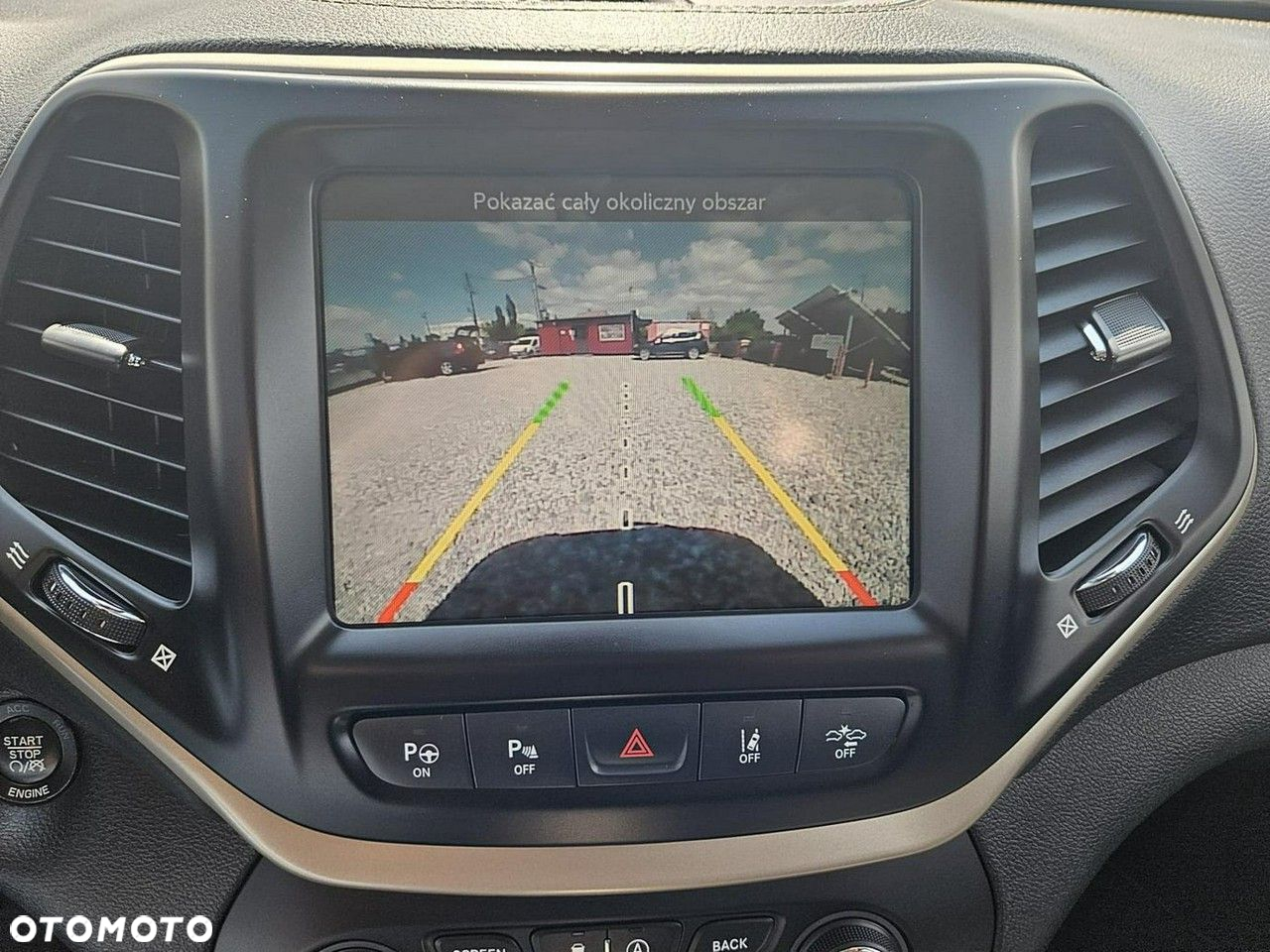Jeep Cherokee - 24