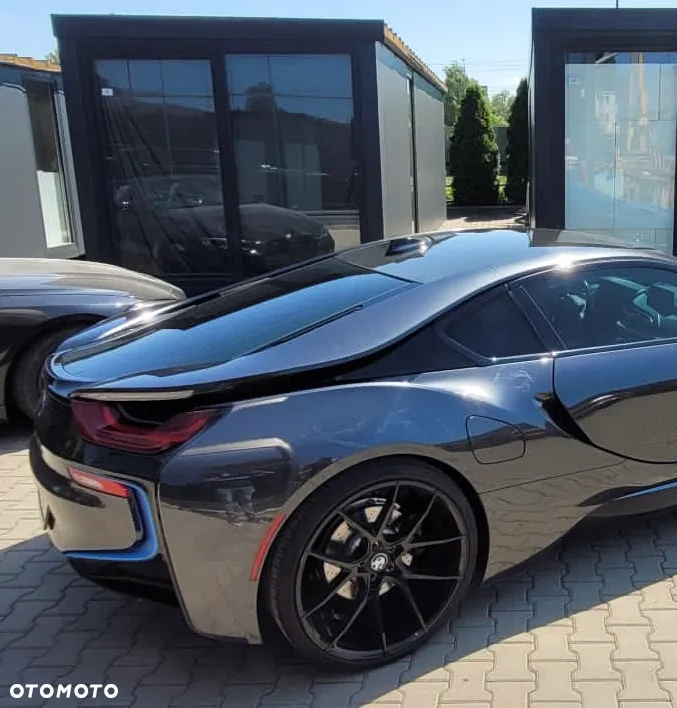 BMW i8 - 10