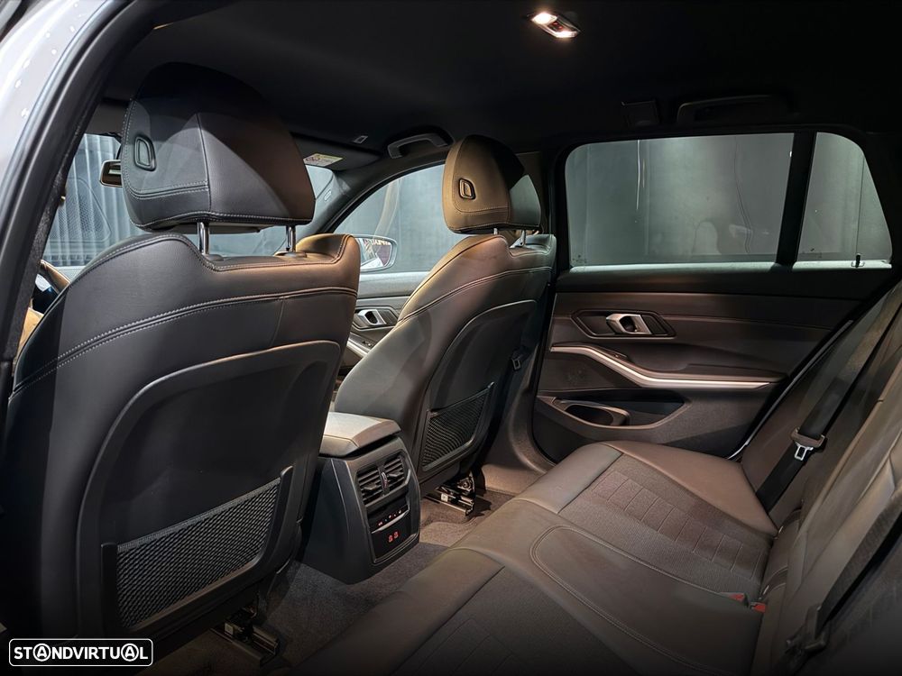 BMW 320 e Line Sport Auto - 29