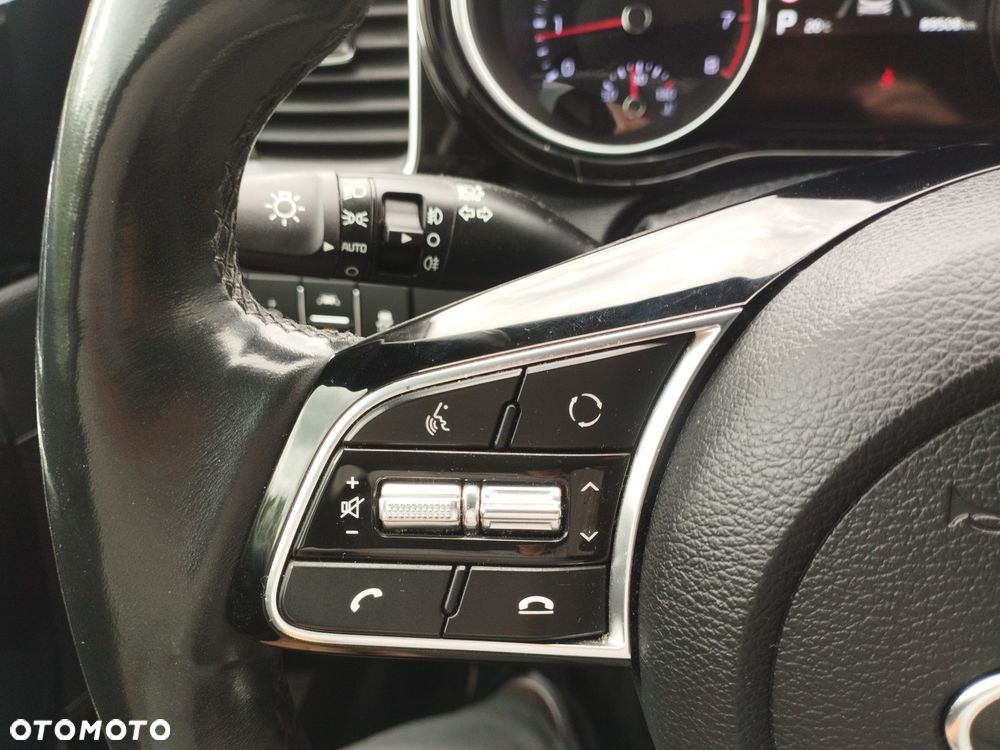 Kia XCeed 1.6 T-GDI L Business Line DCT - 29