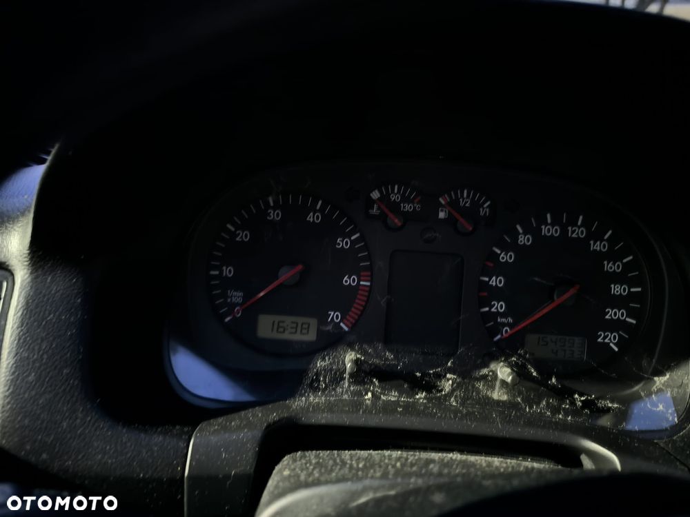 Volkswagen Bora 1.4 - 9