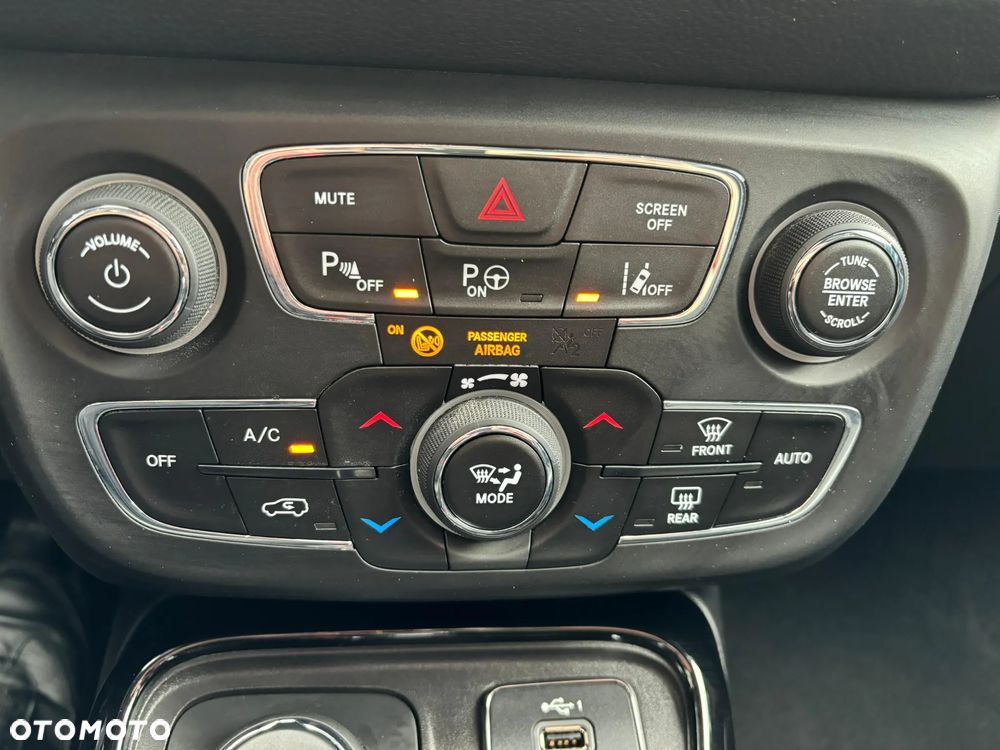 Jeep Compass 1.4 TMair Limited 4WD S&S - 11