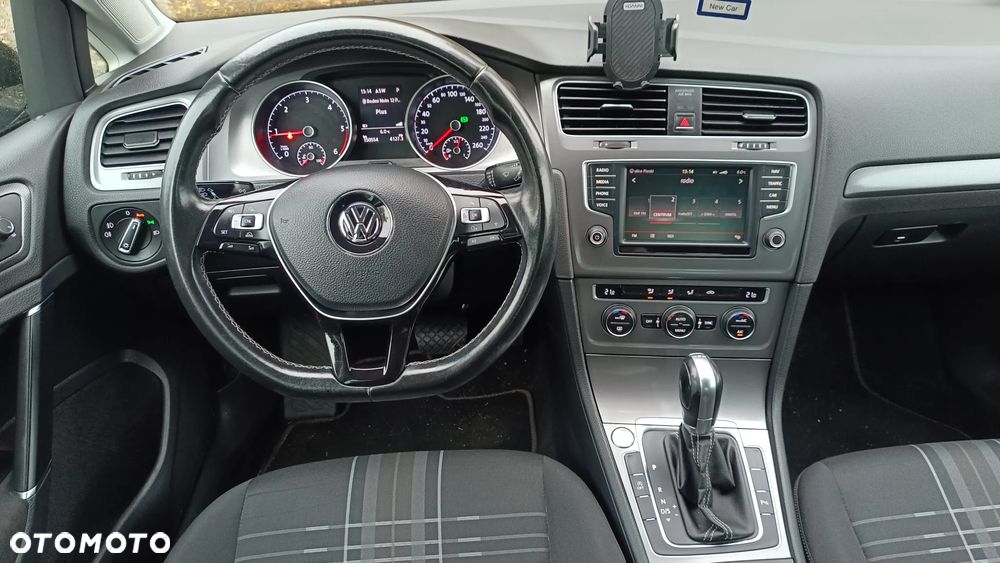 Volkswagen Golf - 5