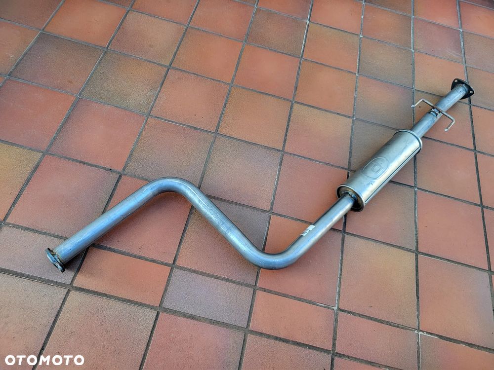 TŁUMIK środkowy Honda Accord 2.0-2.2 90-94 ROK 18220sm4a70 - 1