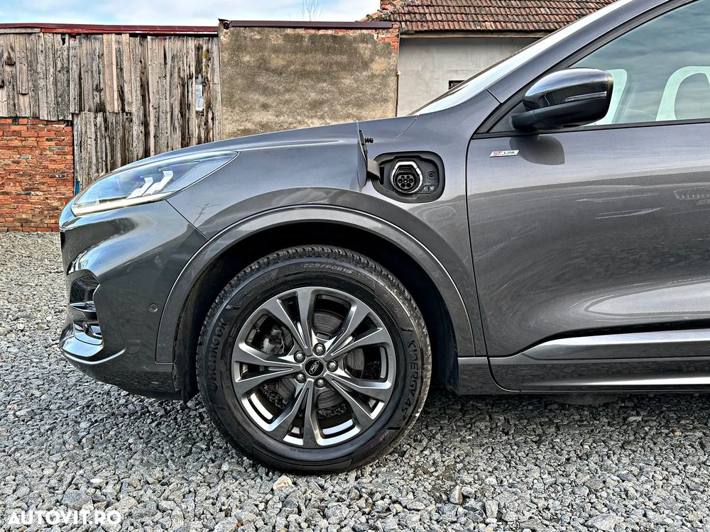 Ford Kuga 2.5 Duratec PHEV ST-LINE - 24