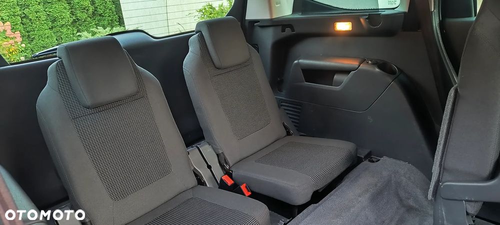 Peugeot 5008 2.0 HDi Allure - 37