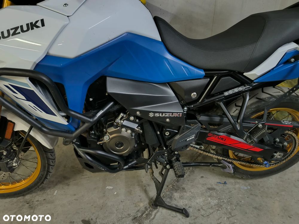 Suzuki V-STROM - 3