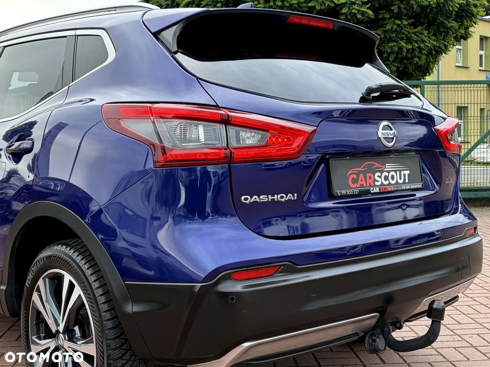 Nissan Qashqai 1.5 dCi N-Connecta EU6 - 11