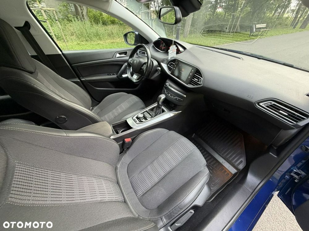 Peugeot 308 - 32