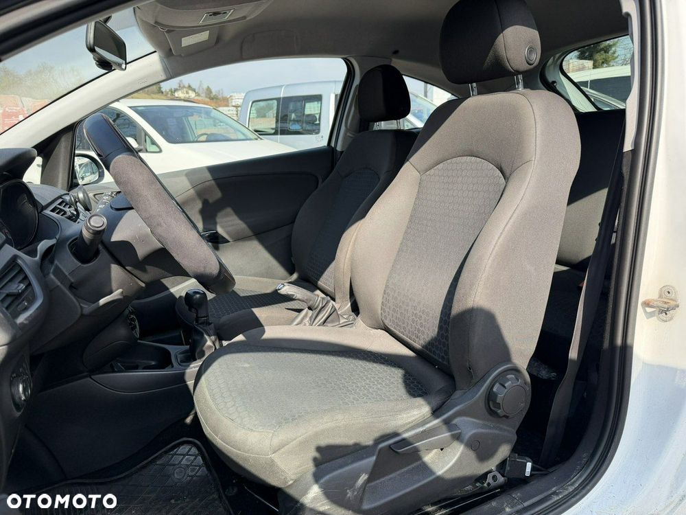 Opel Corsa - 13