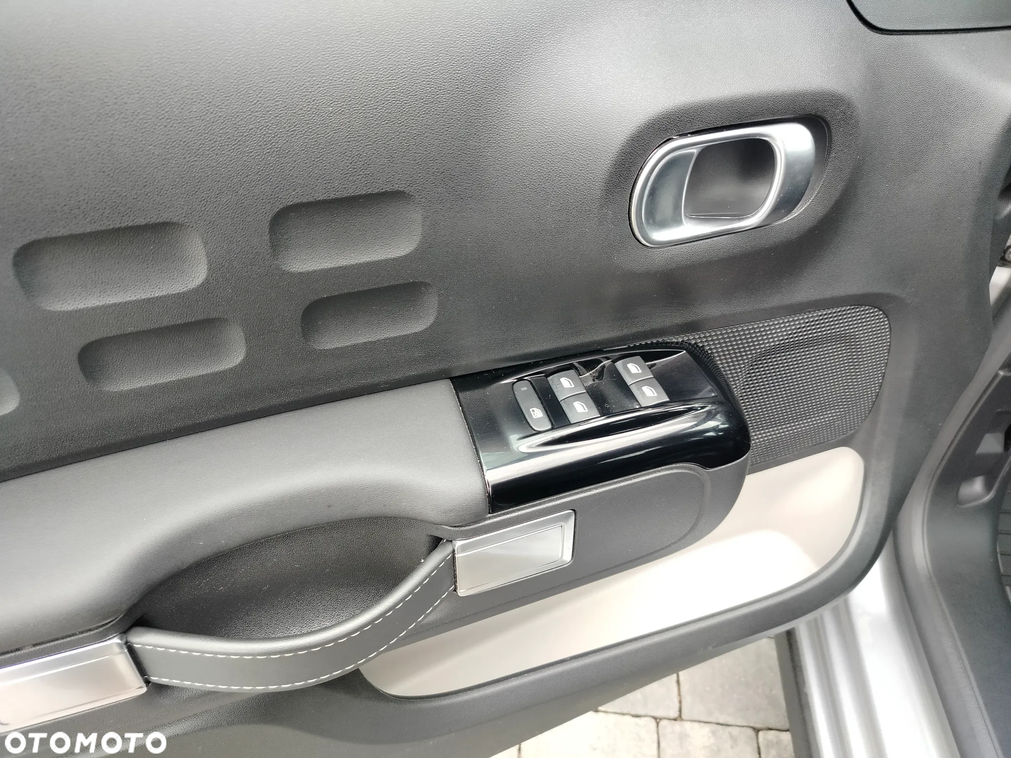 Citroën C3 1.2 PureTech Shine - 27