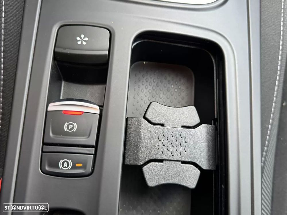Renault Mégane Sport Tourer 1.6 E-Tech Plug-In Zen - 12
