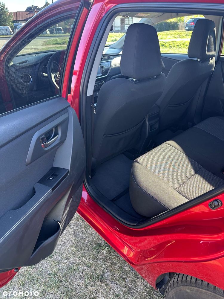 Toyota Auris 1.6 Premium Start - 6