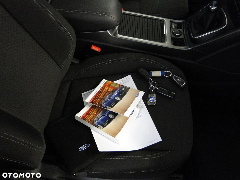 Ford Kuga 1.5 EcoBoost FWD Edition ASS GPF - 37