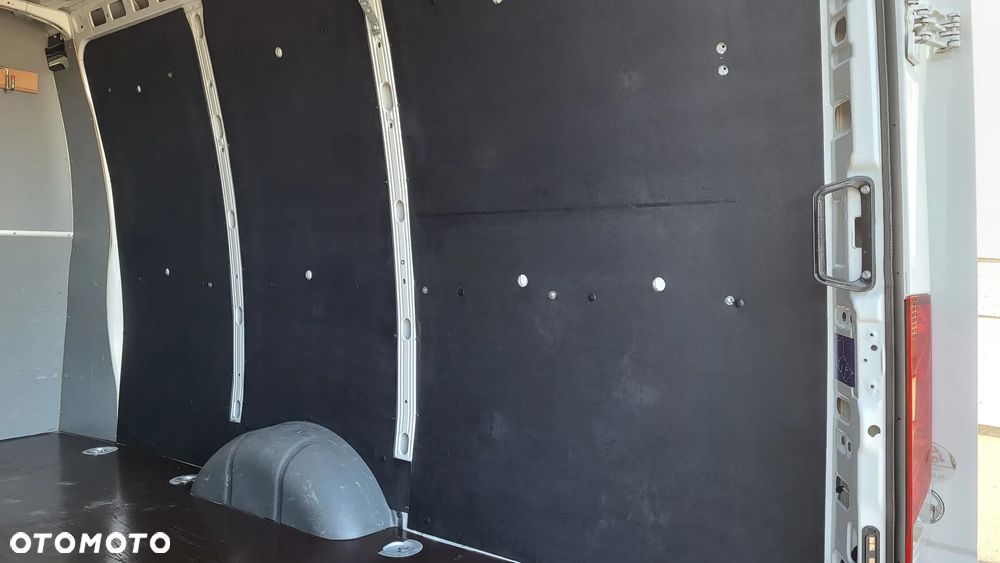 Iveco Daily 35S180 / doka / auto brygadowe / 6 osobowe / - 22