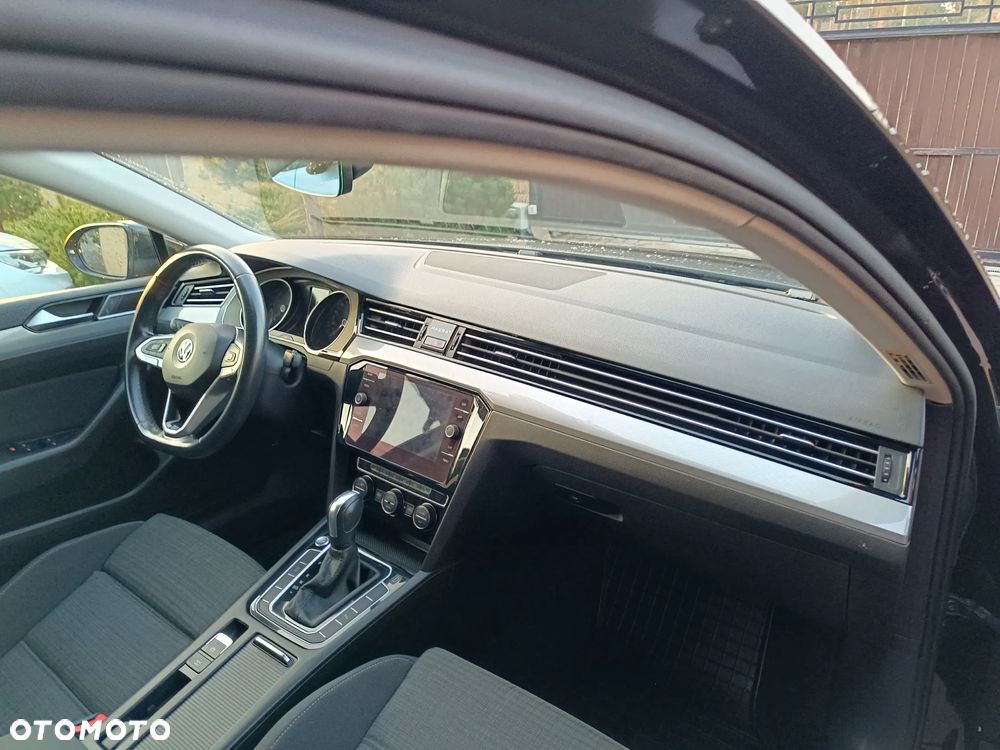 Volkswagen Passat 2.0 TDI EVO Business DSG - 10