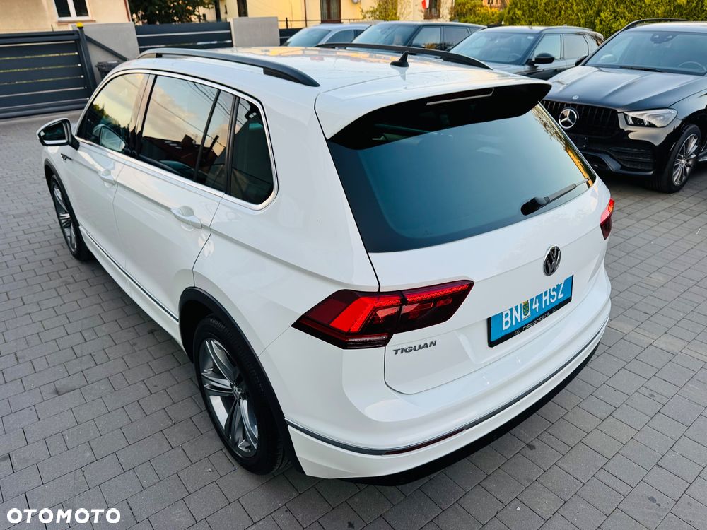 Volkswagen Tiguan 2.0 TDI Perfectline R-Style - 9