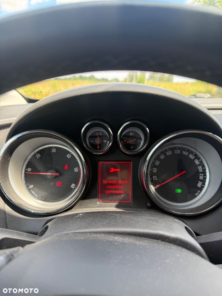 Opel Astra 2.0 CDTI Cosmo - 14