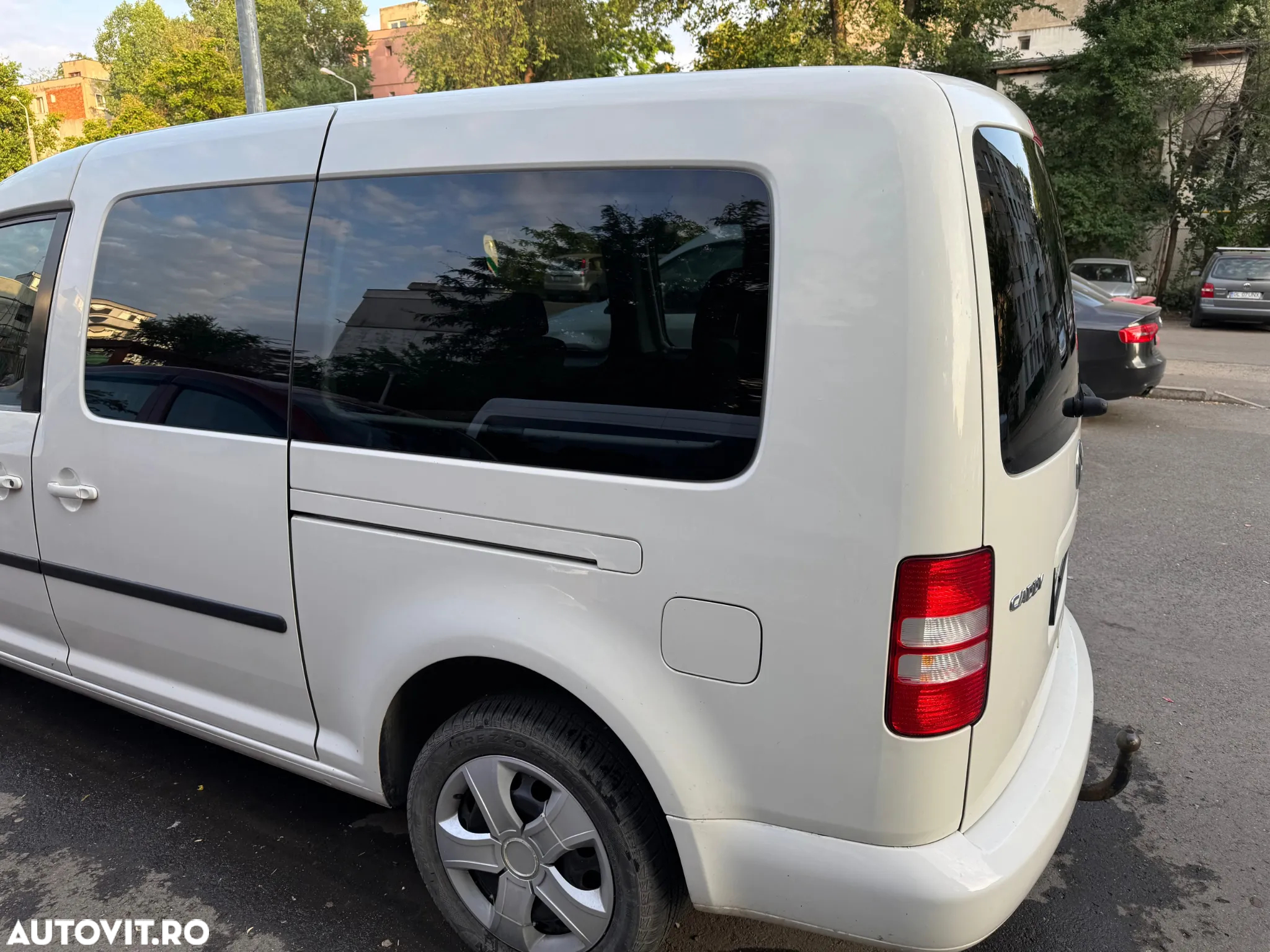 Volkswagen Caddy 2.0 TDI Comfortline - 6