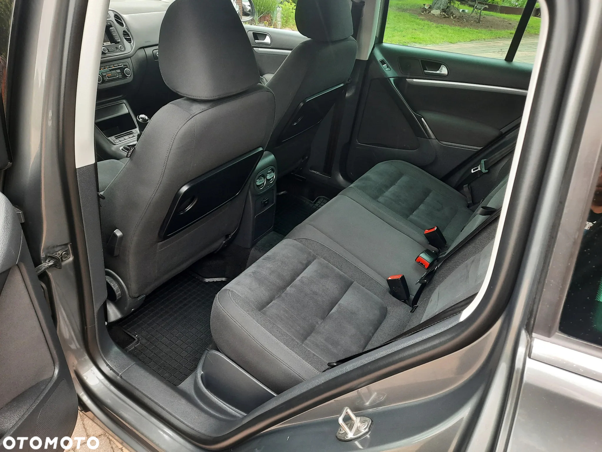 Volkswagen Tiguan - 9