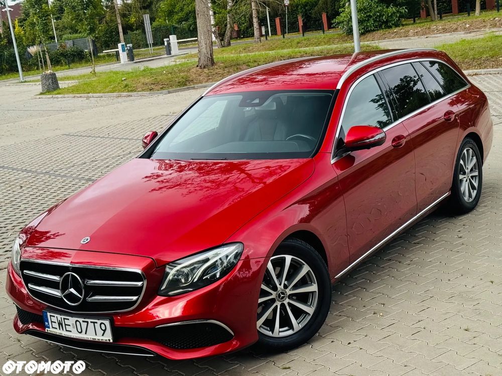Mercedes-Benz Klasa E 220 d 9G-TRONIC Exclusive - 19