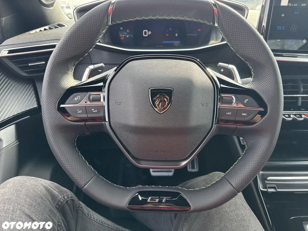 Peugeot 2008 Hybrid 145 e-DSC GT Exclusive - 17