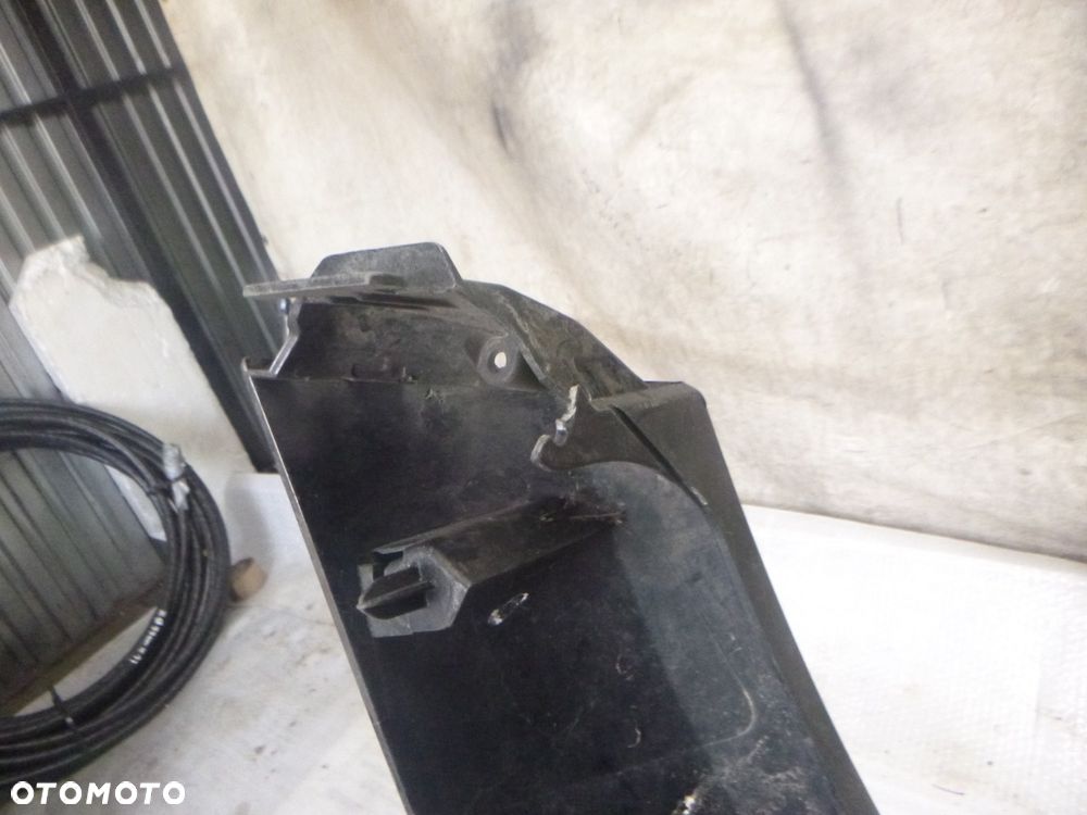 LAND ROVER DISCOVERY IV LEWA LISTWA BŁOTNIKA PRZÓD 2009R - 3